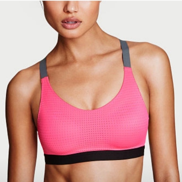 victoria secret lightweight sports bra